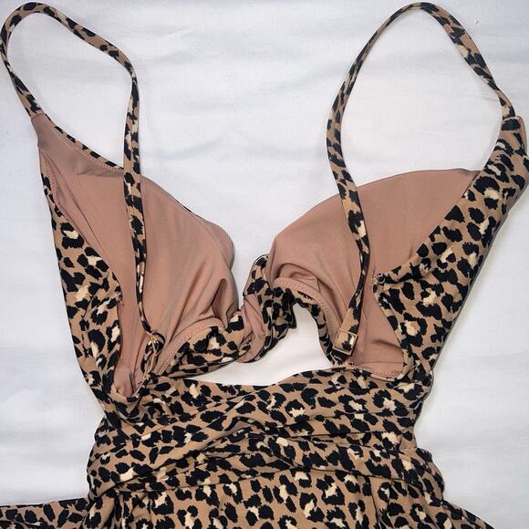 Aerie Swimsuit Size L Leopard Print Wrap One Piece Spaghetti Full Coverage Beach - Picture 10 of 12